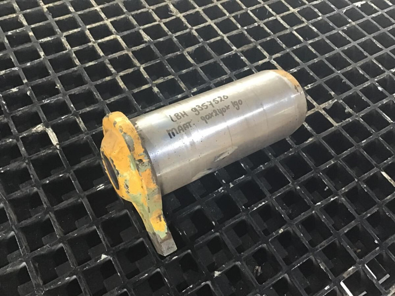 Liebherr Pin 90x240x190 - Moteur et pièces: photos 3 Liebherr Pin 90x240x190 - Moteur et pièces: photos 3