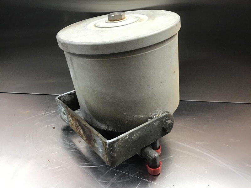 Liebherr R900 Li - Filtre hydraulique: photos 2 Liebherr R900 Li - Filtre hydraulique: photos 2