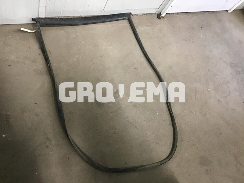 Liebherr R900 Li / R914B / R912 Li / R904 / R902 Li / R922 / A904 Li / A904 INDUSTRIAL / A902 Li / A900C Li / A900B Li / A900 ZW / A900 L - Cabine et intérieur: photos 1 Liebherr R900 Li / R914B / R912 Li / R904 / R902 Li / R922 / A904 Li / A904 INDUSTRIAL / A902 Li / A900C Li / A900B Li / A900 ZW / A900 L - Cabine et intérieur: photos 1