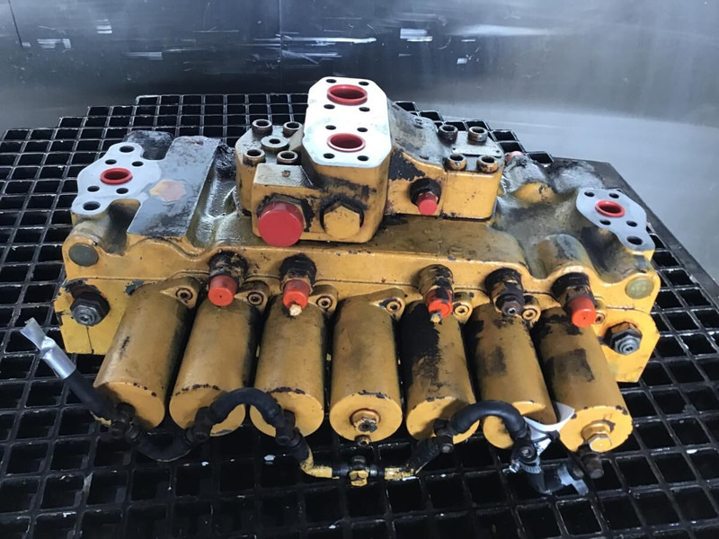 Liebherr R902 Li / R912HDSL / R912 LC / R912 Li - Hydraulique: photos 1 Liebherr R902 Li / R912HDSL / R912 LC / R912 Li - Hydraulique: photos 1