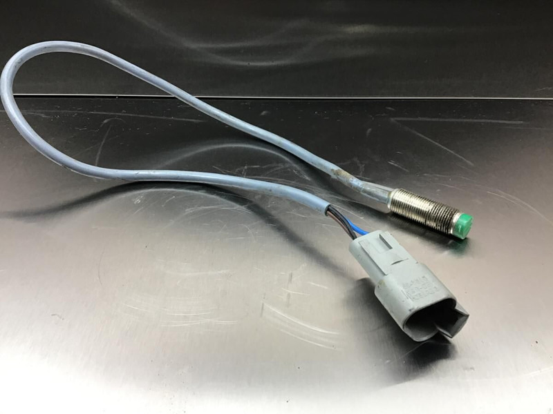 Liebherr R914B / R904 / A904 Li / A900C Li / A900B Li / A316 Li / A314 Li / A924B Li / A924 li / A914 Li / A934 Li / A934B Li - Capteur: photos 1 Liebherr R914B / R904 / A904 Li / A900C Li / A900B Li / A316 Li / A314 Li / A924B Li / A924 li / A914 Li / A934 Li / A934B Li - Capteur: photos 1