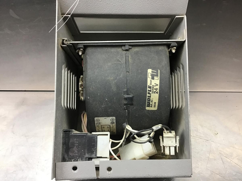 Liebherr R914HDSL / R904 / A904 Li - Pulseur d'air habitacle: photos 1 Liebherr R914HDSL / R904 / A904 Li - Pulseur d'air habitacle: photos 1