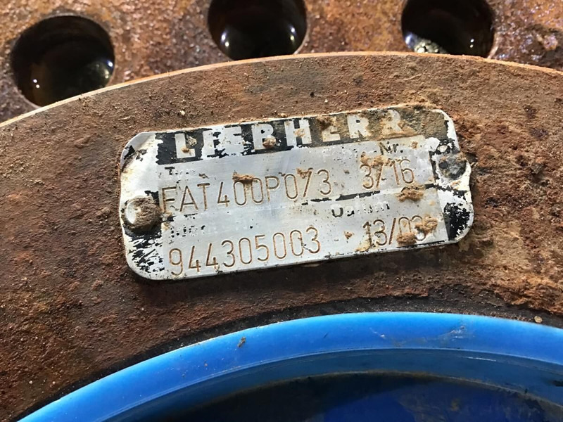 Liebherr R932 Li / R934 / R934B / R942 LI / R944B - Suspension: photos 2 Liebherr R932 Li / R934 / R934B / R942 LI / R944B - Suspension: photos 2