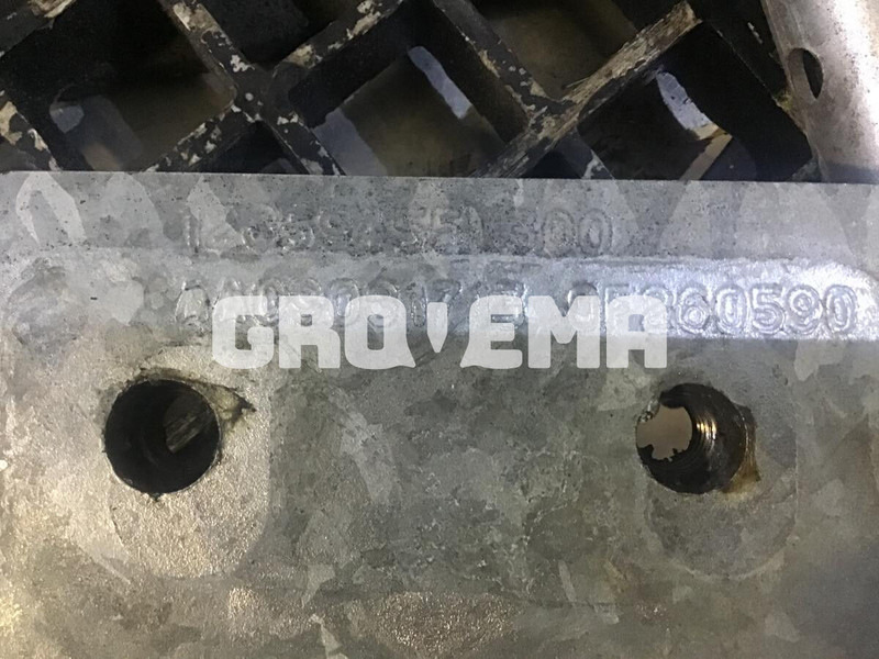 Liebherr R934 , R926, R930, R938 - Cabine et intérieur: photos 2 Liebherr R934 , R926, R930, R938 - Cabine et intérieur: photos 2