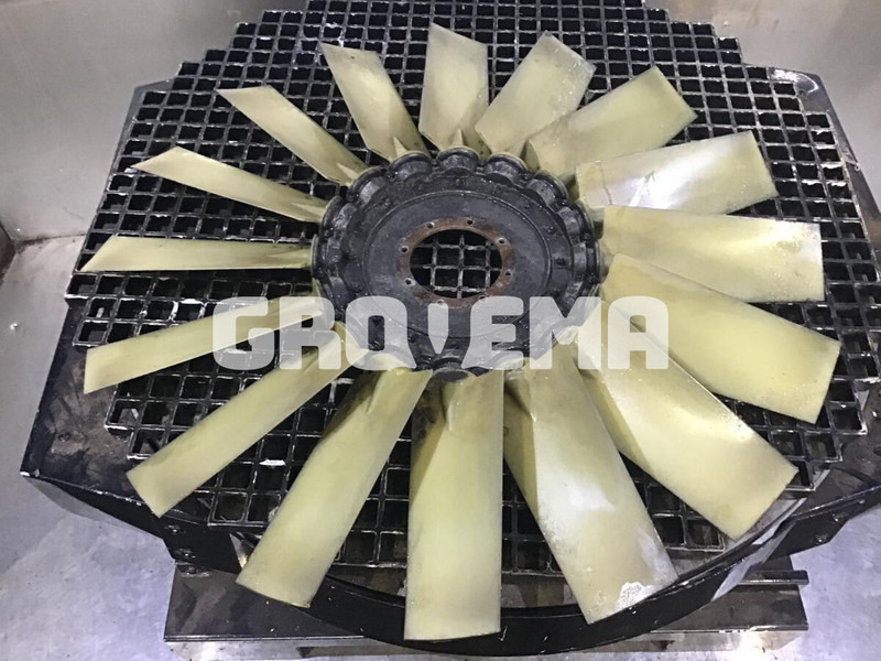 Liebherr R954B / R954HD / R954 - Ventilateur: photos 1 Liebherr R954B / R954HD / R954 - Ventilateur: photos 1