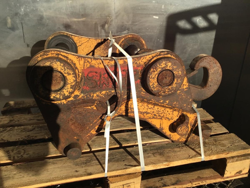 Liebherr SW-48 Quick Hitch - Attache rapide: photos 2 Liebherr SW-48 Quick Hitch - Attache rapide: photos 2