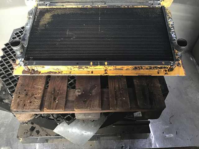 Liebherr Watercooler - Intercooler: photos 2 Liebherr Watercooler - Intercooler: photos 2
