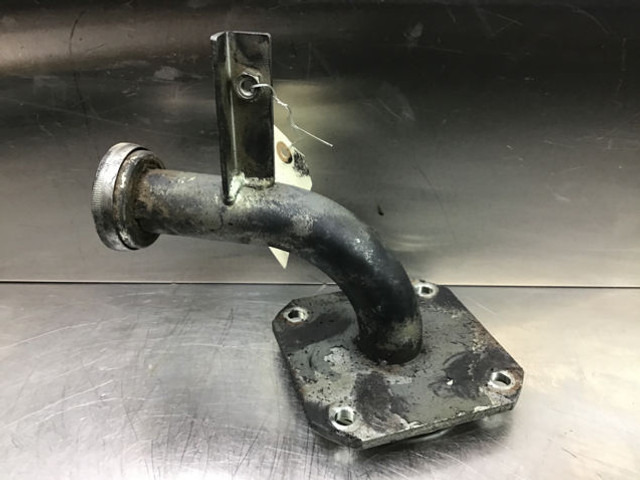 Liebherr oil filler neck - Moteur et pièces: photos 1 Liebherr oil filler neck - Moteur et pièces: photos 1