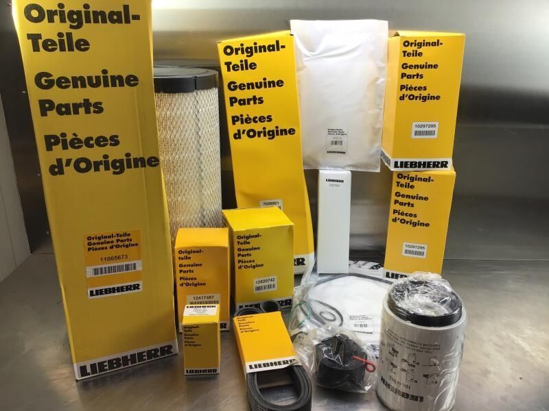Liebherr Service Kit 2000 hours R906/R916/R926 - Pièces de rechange: photos 1 Liebherr Service Kit 2000 hours R906/R916/R926 - Pièces de rechange: photos 1