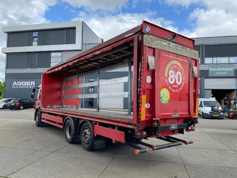 Renault Premium 380 / 6x2/4 / Drinks Transport - Camion fourgon: photos 4 Renault Premium 380 / 6x2/4 / Drinks Transport - Camion fourgon: photos 4