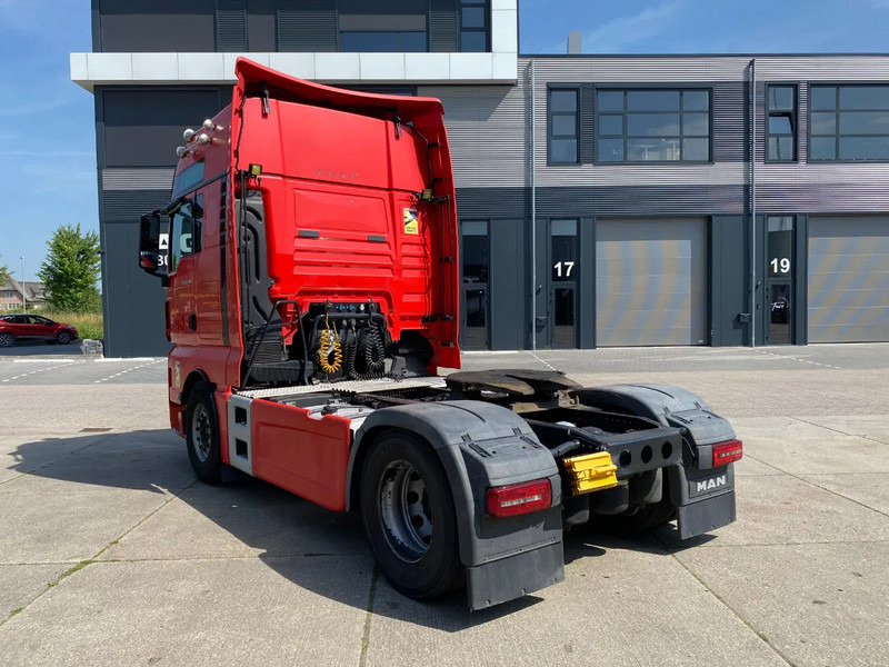 MAN TGX 18.500 XXL / Retarder / Full Spoilers / 2x Tank - Tracteur routier: photos 4 MAN TGX 18.500 XXL / Retarder / Full Spoilers / 2x Tank - Tracteur routier: photos 4
