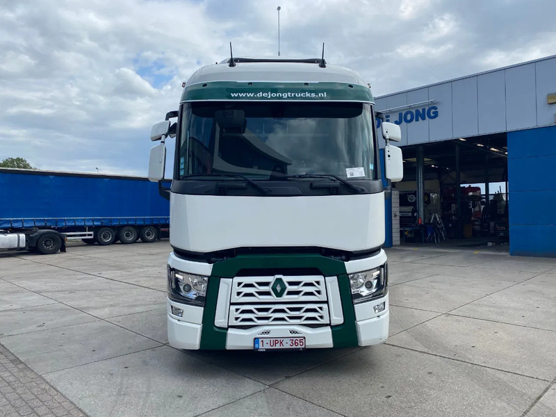 Renault T520 Comfort / 6x2/4 / Steering Axle / Hub Reduction / 209.188 km - Tracteur routier: photos 2 Renault T520 Comfort / 6x2/4 / Steering Axle / Hub Reduction / 209.188 km - Tracteur routier: photos 2