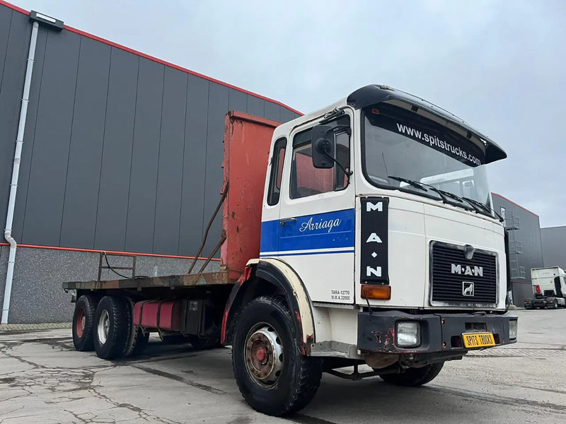 MAN 26.321 Manual + FULL STEEL 6x4) - Camion plateau: photos 3 MAN 26.321 Manual + FULL STEEL 6x4) - Camion plateau: photos 3