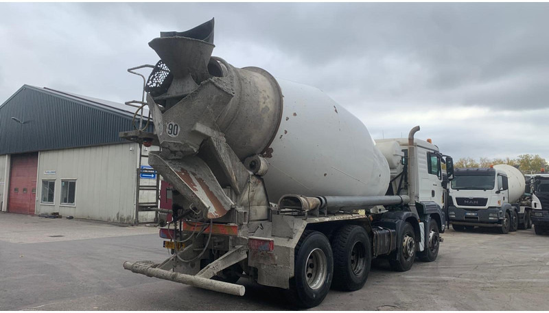 MAN TGS 35.360  Liebherr + 9M3 - Camion malaxeur: photos 4 MAN TGS 35.360  Liebherr + 9M3 - Camion malaxeur: photos 4