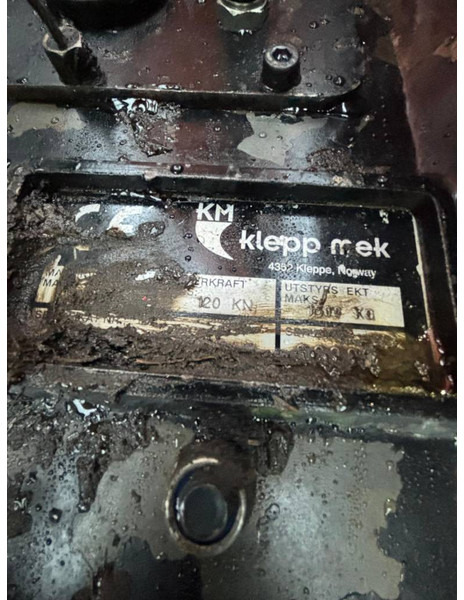 Pelle sur pneus Hitachi ZX 145 W-6: photos 10 Pelle sur pneus Hitachi ZX 145 W-6: photos 10