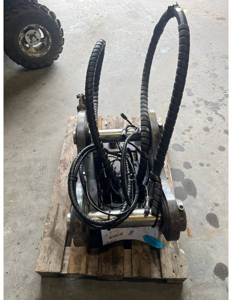 Attache rapide pour Engins de chantier SMP ST28 / FOC70: photos 7 Attache rapide pour Engins de chantier SMP ST28 / FOC70: photos 7