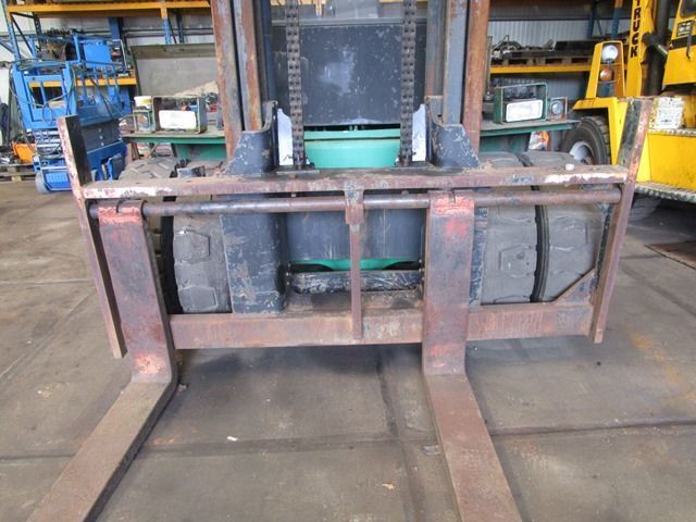 Chariot élévateur diesel Hyster H9.00XL: photos 8