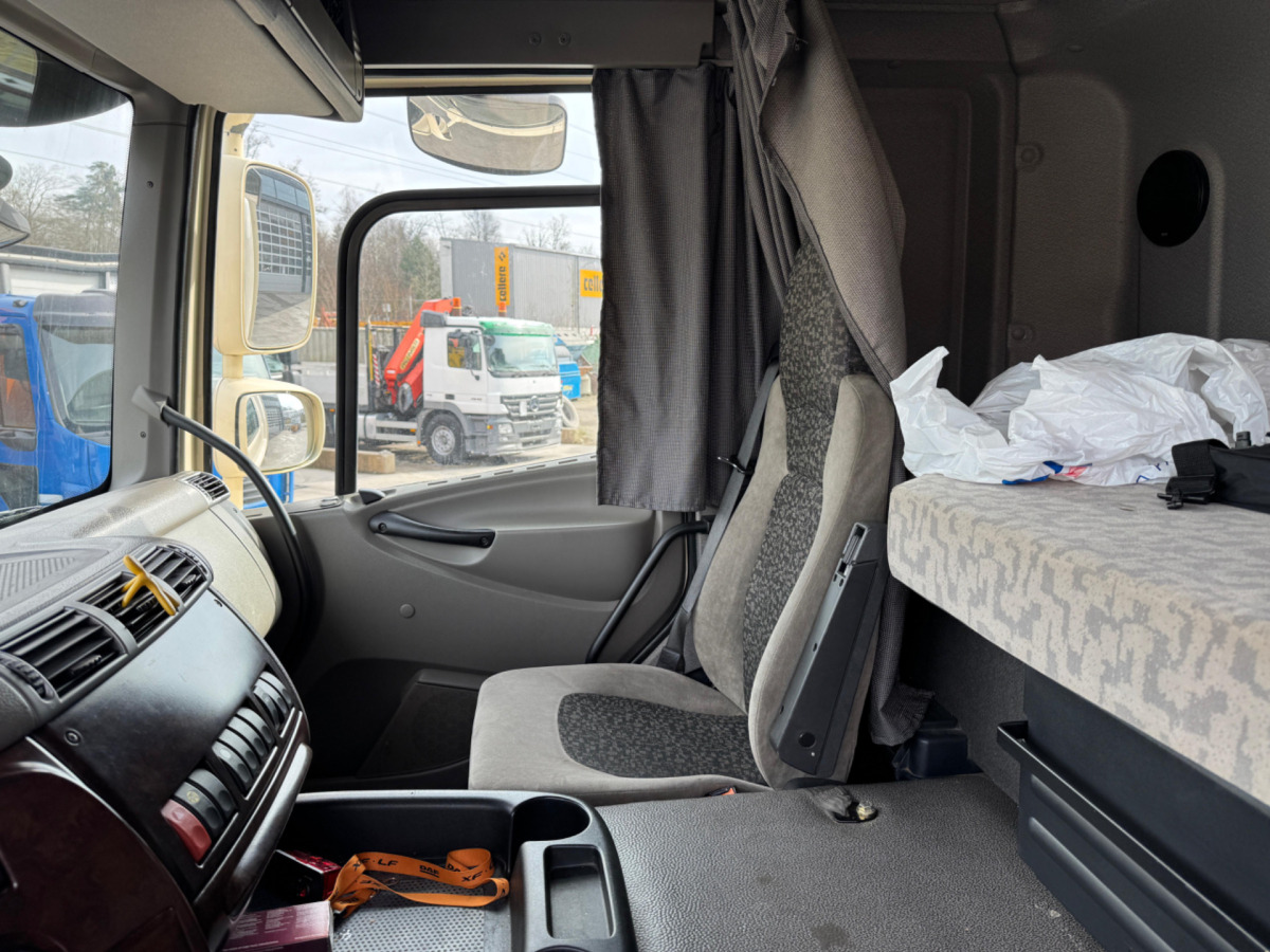 Camion bétaillère DAF CF410 4x2: photos 15
