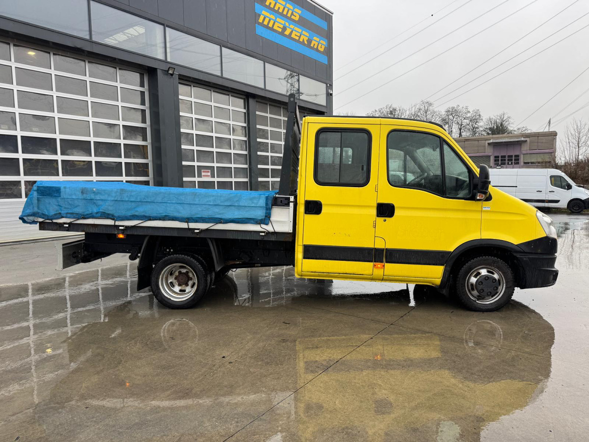 IVECO Daily 35C15 4x2 - Utilitaire plateau, Utilitaire double cabine: photos 3 IVECO Daily 35C15 4x2 - Utilitaire plateau, Utilitaire double cabine: photos 3