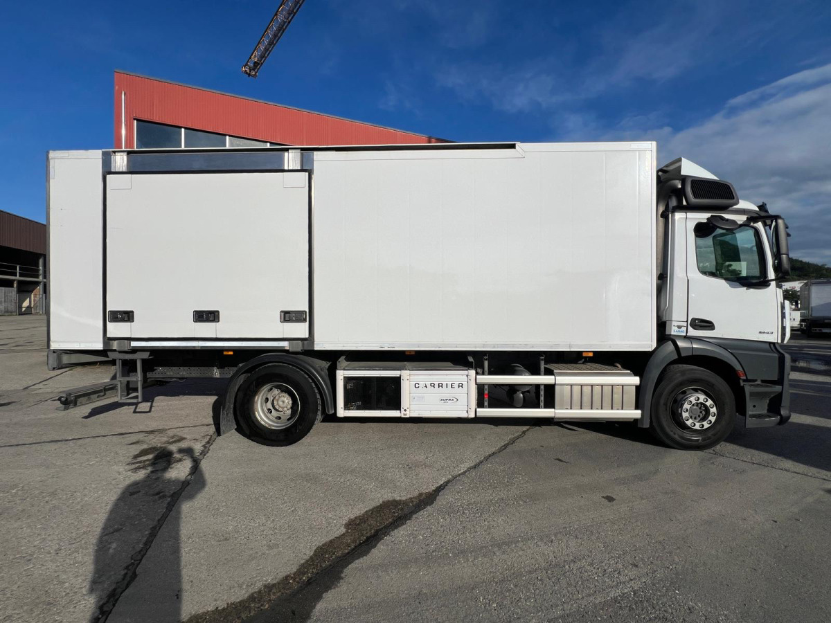 MERCEDES 4x Antos 1843 4x2 Kühler - Camion frigorifique: photos 4 MERCEDES 4x Antos 1843 4x2 Kühler - Camion frigorifique: photos 4