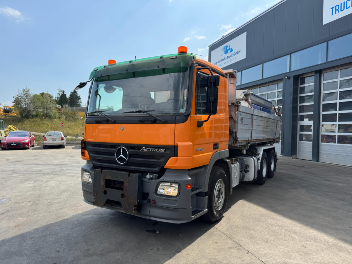 MERCEDES Actros 2641 6x4 Moser 3S Winterdienst - Camion benne: photos 1 MERCEDES Actros 2641 6x4 Moser 3S Winterdienst - Camion benne: photos 1