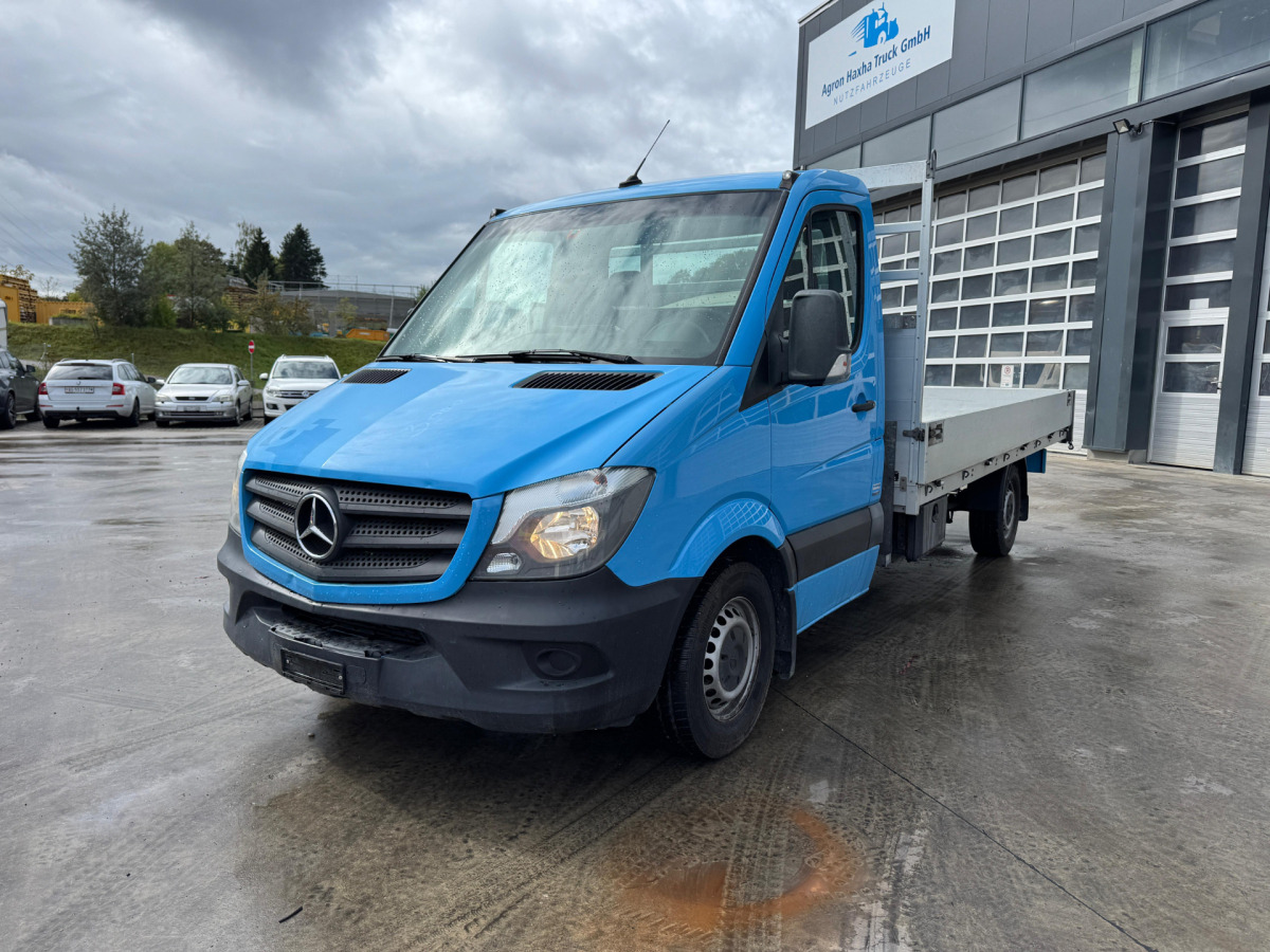 MERCEDES Sprinter 316 CDI - Utilitaire plateau: photos 1 MERCEDES Sprinter 316 CDI - Utilitaire plateau: photos 1