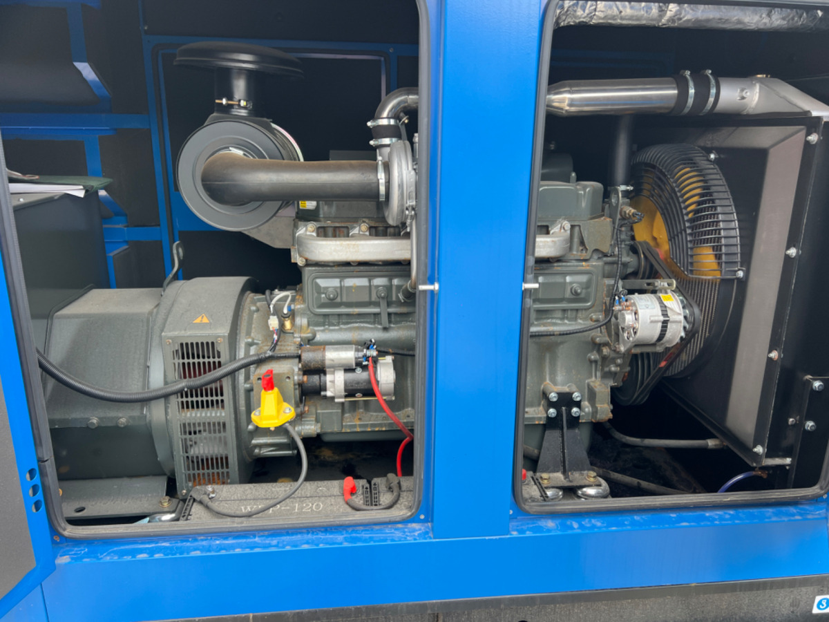 Marke Field Energy 140KVA/110KVA - Groupe électrogène: photos 4 Marke Field Energy 140KVA/110KVA - Groupe électrogène: photos 4