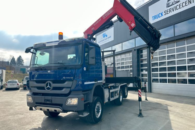Mercedes-Benz Actros 2648 6x4/4 Fassi455 SZM/Pritsche - Camion grue, Camion plateau: photos 2 Mercedes-Benz Actros 2648 6x4/4 Fassi455 SZM/Pritsche - Camion grue, Camion plateau: photos 2