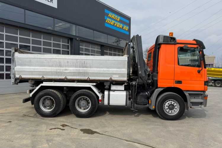 Crédit-bail de  Mercedes-Benz Actros 2653 V8 Hiab 135-4 Mercedes-Benz Actros 2653 V8 Hiab 135-4: photos 6