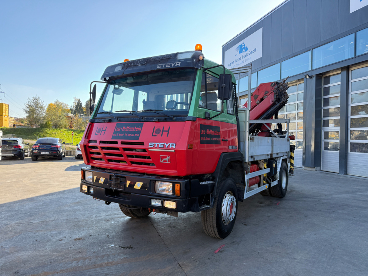 STEYR 19S360 4x4 HMF2230-7 - Camion grue: photos 1 STEYR 19S360 4x4 HMF2230-7 - Camion grue: photos 1