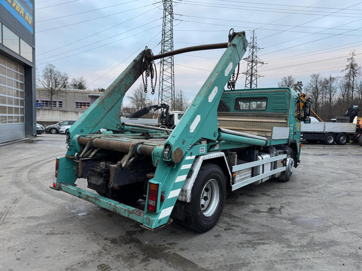 VOLVO FM-400 4x2 UT GIGANT 18T - Camion multibenne: photos 5 VOLVO FM-400 4x2 UT GIGANT 18T - Camion multibenne: photos 5