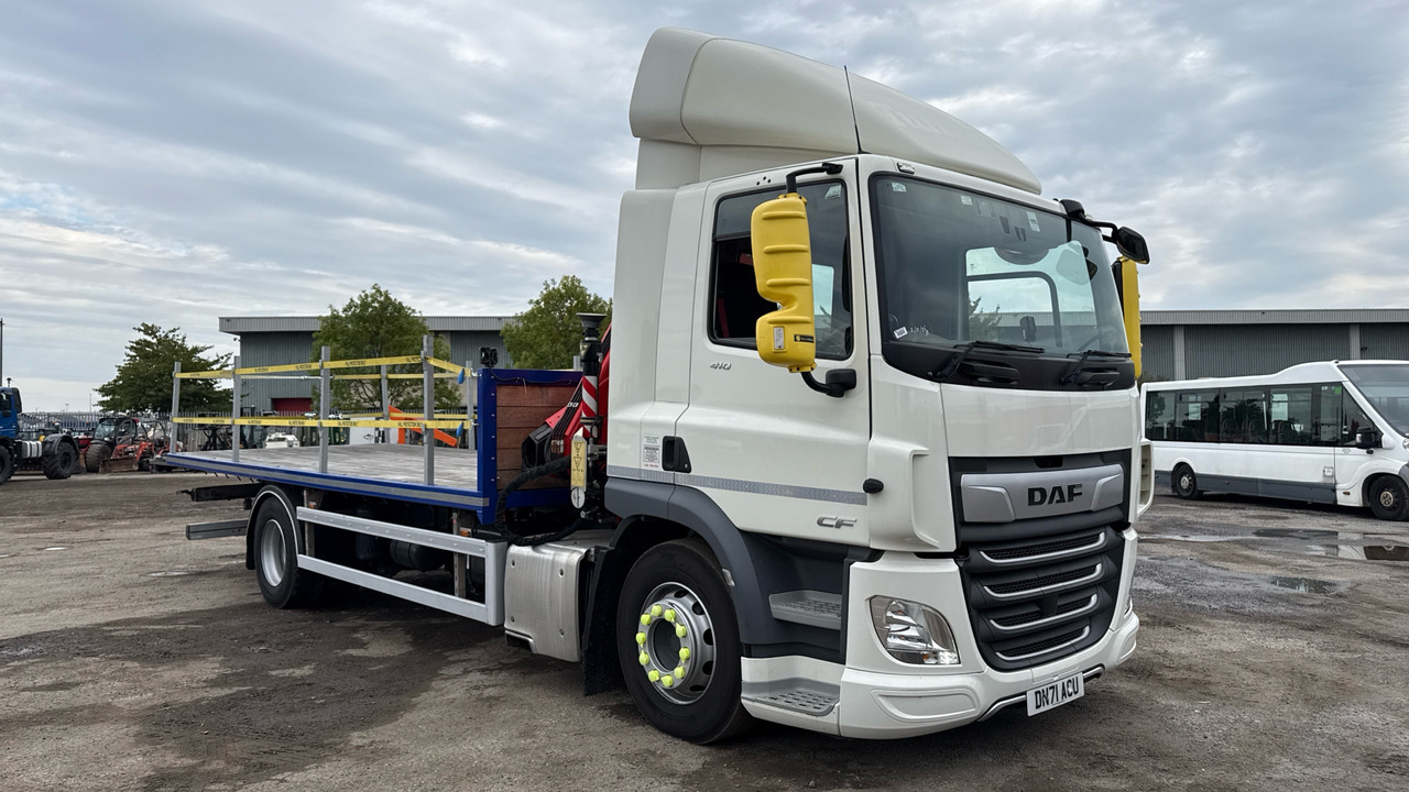DAF CF 410 - Camion plateau, Camion grue: photos 1 DAF CF 410 - Camion plateau, Camion grue: photos 1