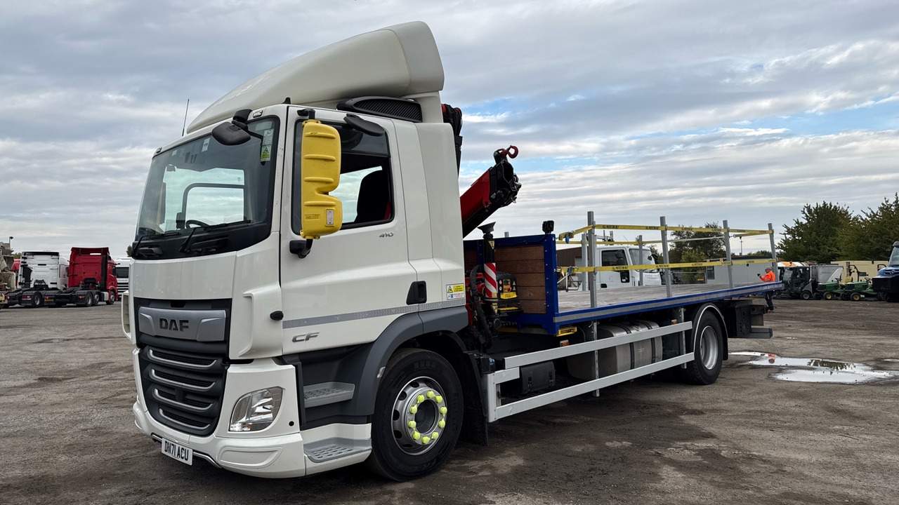 DAF CF 410 - Camion plateau, Camion grue: photos 2 DAF CF 410 - Camion plateau, Camion grue: photos 2