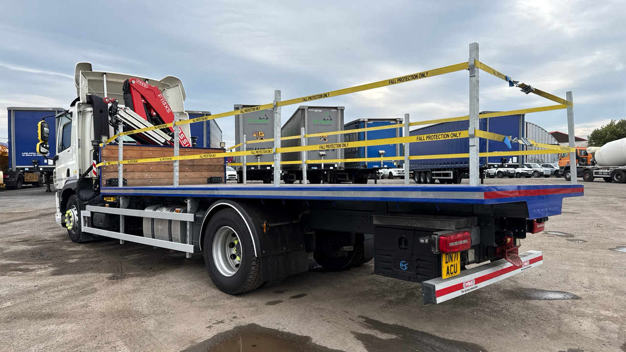 DAF CF 410 - Camion plateau, Camion grue: photos 3 DAF CF 410 - Camion plateau, Camion grue: photos 3