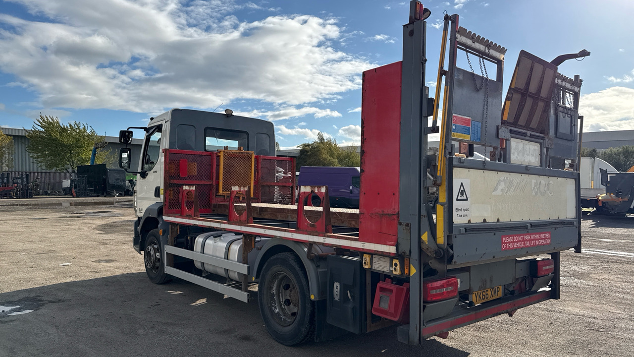 DAF LF 220 - Camion plateau: photos 3 DAF LF 220 - Camion plateau: photos 3