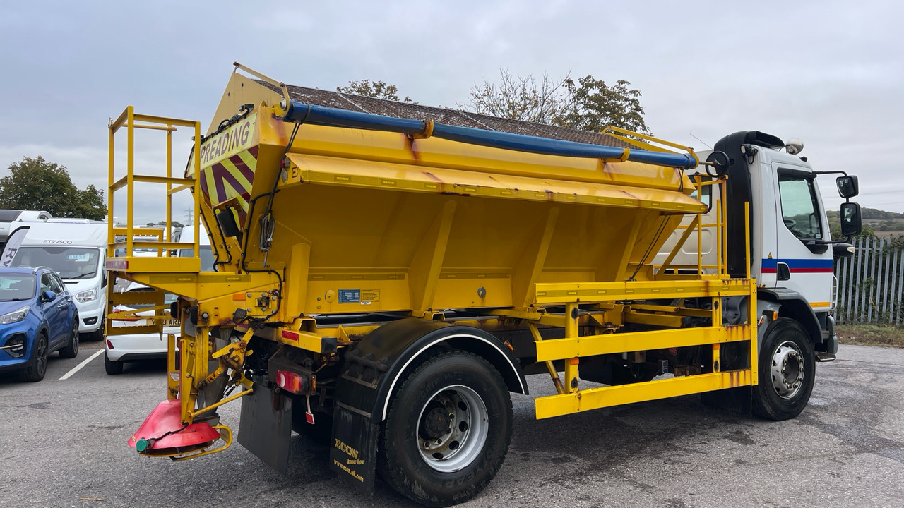 DAF LF 55.220 - Engin de déneigement: photos 4 DAF LF 55.220 - Engin de déneigement: photos 4