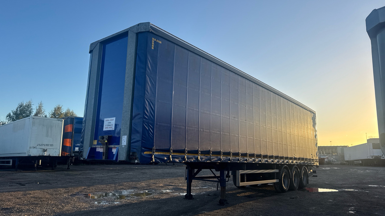 DENNISON CURTAINSIDE - Semi-remorque rideaux coulissants: photos 3 DENNISON CURTAINSIDE - Semi-remorque rideaux coulissants: photos 3