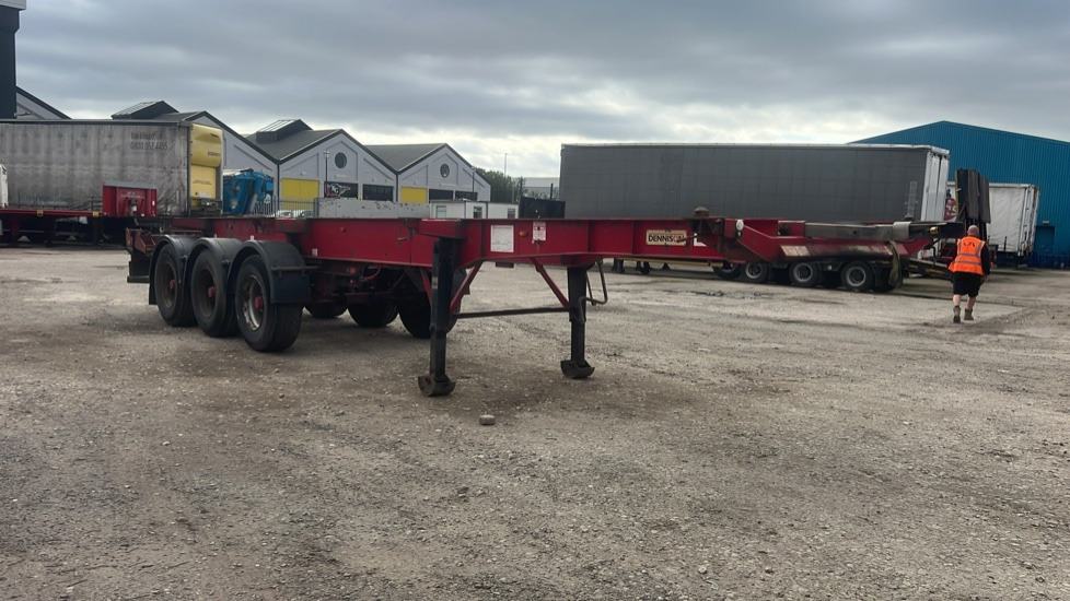 DENNISON SKELETAL - Semi-remorque porte-conteneur/ Caisse mobile: photos 1 DENNISON SKELETAL - Semi-remorque porte-conteneur/ Caisse mobile: photos 1