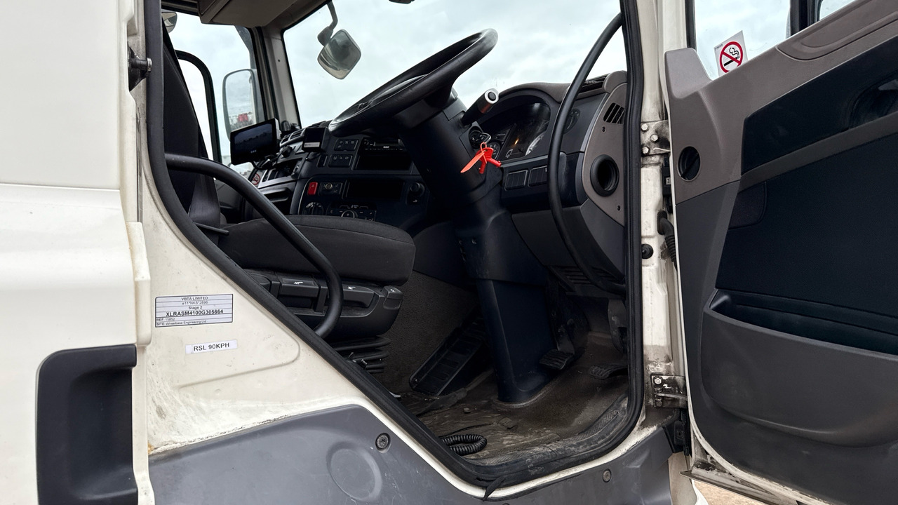 Daf CF 340 - Camion fourgon: photos 5 Daf CF 340 - Camion fourgon: photos 5