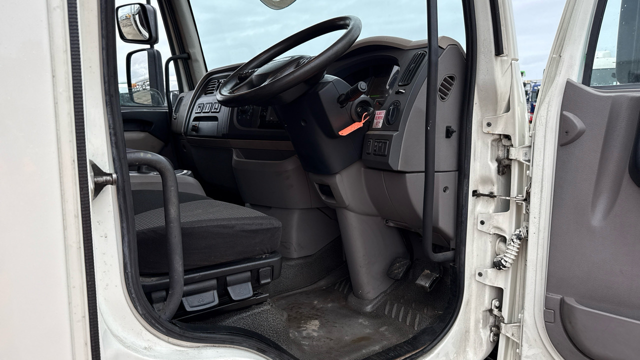 Daf LF 150 - Camion plateau: photos 5 Daf LF 150 - Camion plateau: photos 5