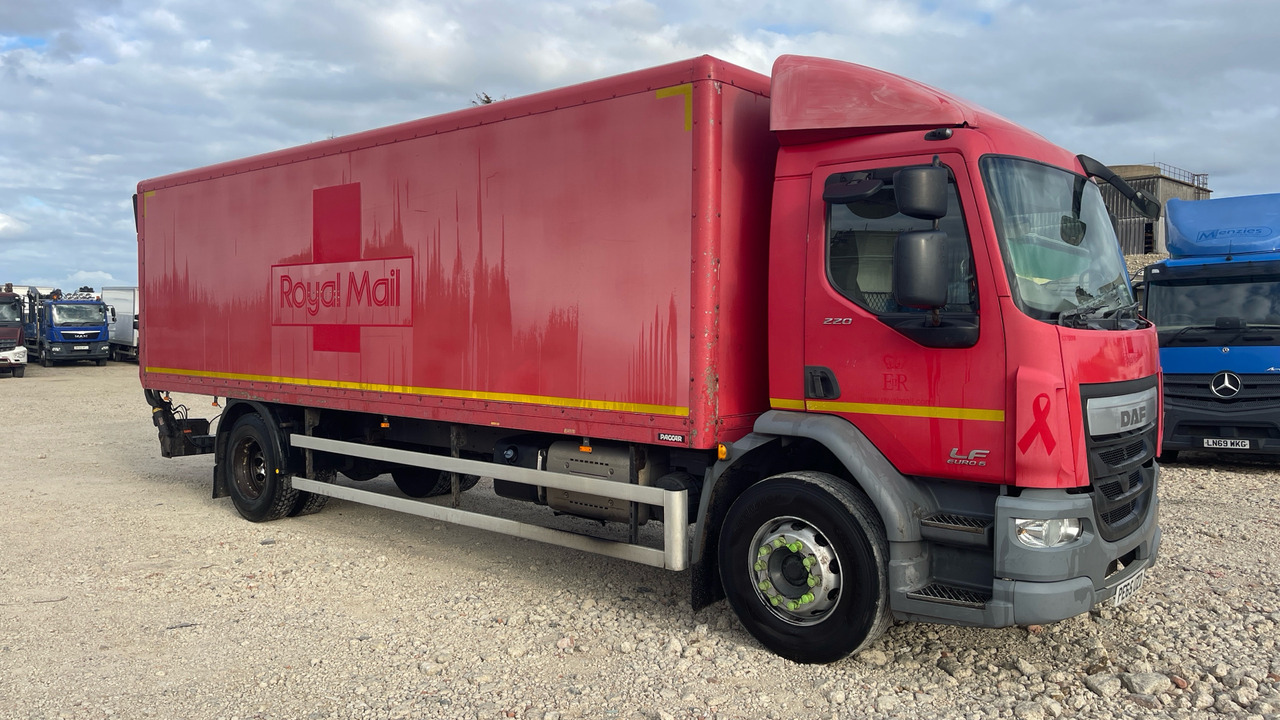 Daf LF 220 - Camion fourgon: photos 1 Daf LF 220 - Camion fourgon: photos 1