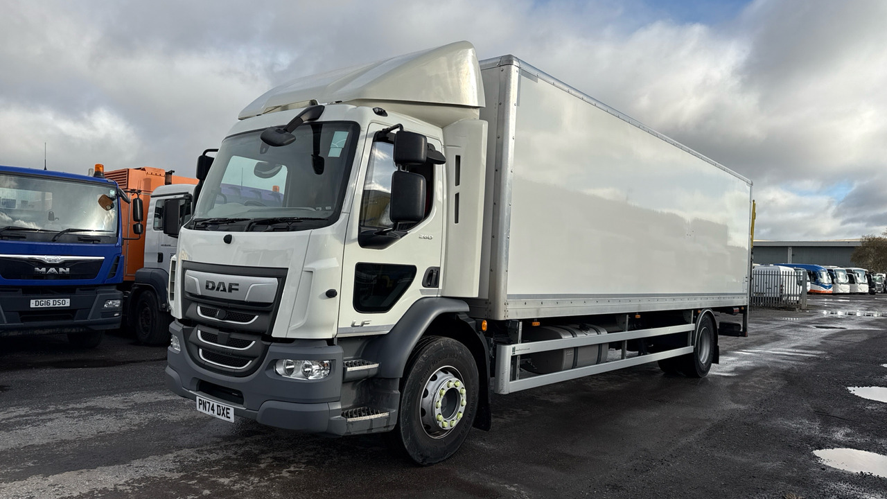 Daf LF 260 - Camion fourgon: photos 2 Daf LF 260 - Camion fourgon: photos 2