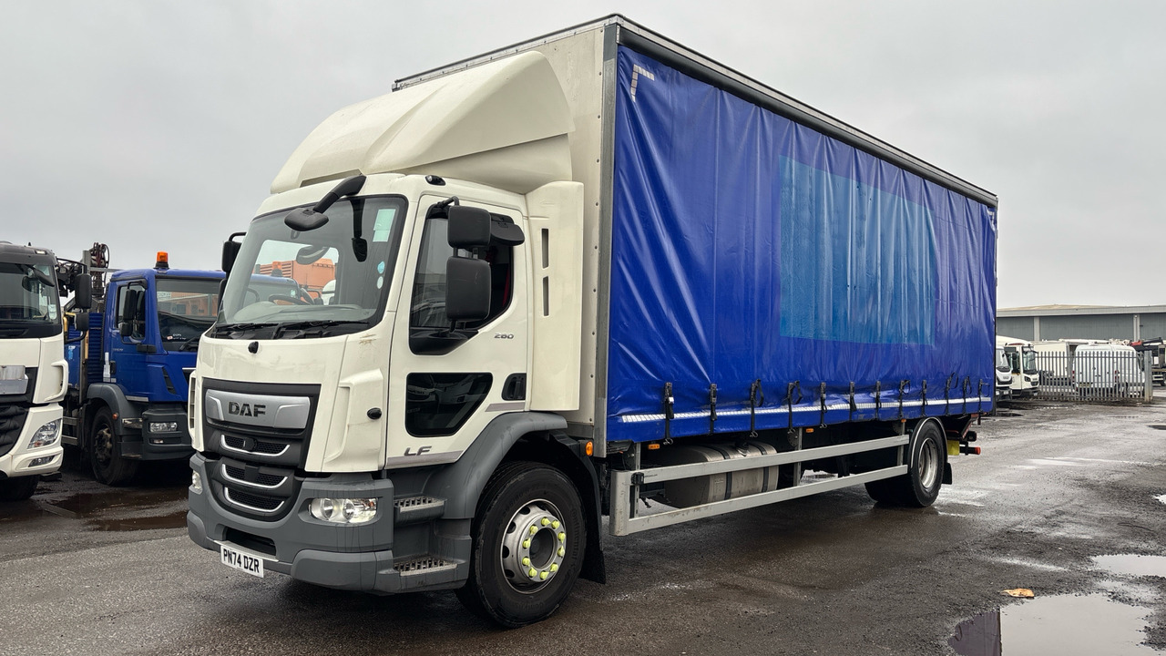 Daf LF 260 - Camion à rideaux coulissants: photos 2 Daf LF 260 - Camion à rideaux coulissants: photos 2