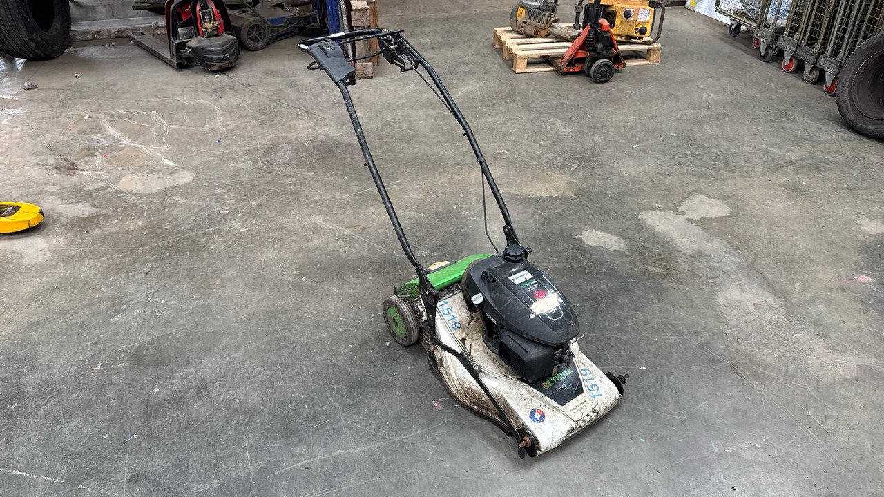 ETESIA PRO 46 PHCT - Matériel de chantier: photos 2 ETESIA PRO 46 PHCT - Matériel de chantier: photos 2