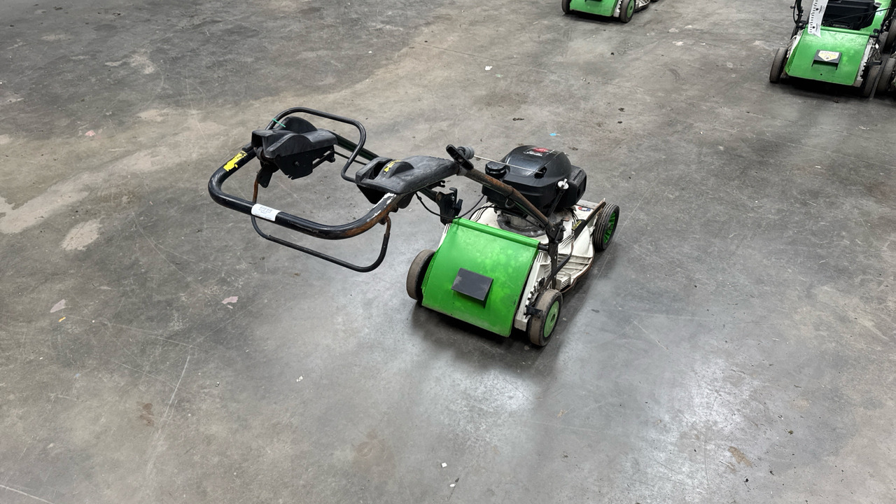 ETESIA PRO 46 PHCT - Matériel de chantier: photos 3 ETESIA PRO 46 PHCT - Matériel de chantier: photos 3