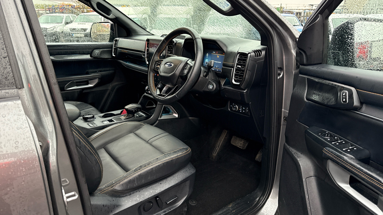 FORD RANGER WILDTRAK 2.0 ECOBLUE 205PS - Pick-up, Utilitaire double cabine: photos 5 FORD RANGER WILDTRAK 2.0 ECOBLUE 205PS - Pick-up, Utilitaire double cabine: photos 5