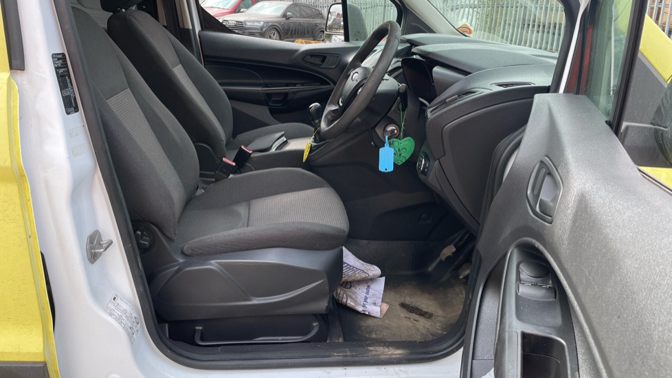 FORD TRANSIT CONNECT 220 1.6 TDCI 95PS - Utilitaire double cabine: photos 5 FORD TRANSIT CONNECT 220 1.6 TDCI 95PS - Utilitaire double cabine: photos 5