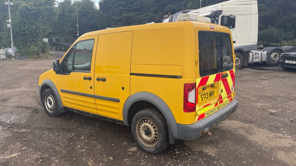 FORD TRANSIT CONNECT T200 1.8 TDCI 75PS - Fourgonnette: photos 3 FORD TRANSIT CONNECT T200 1.8 TDCI 75PS - Fourgonnette: photos 3