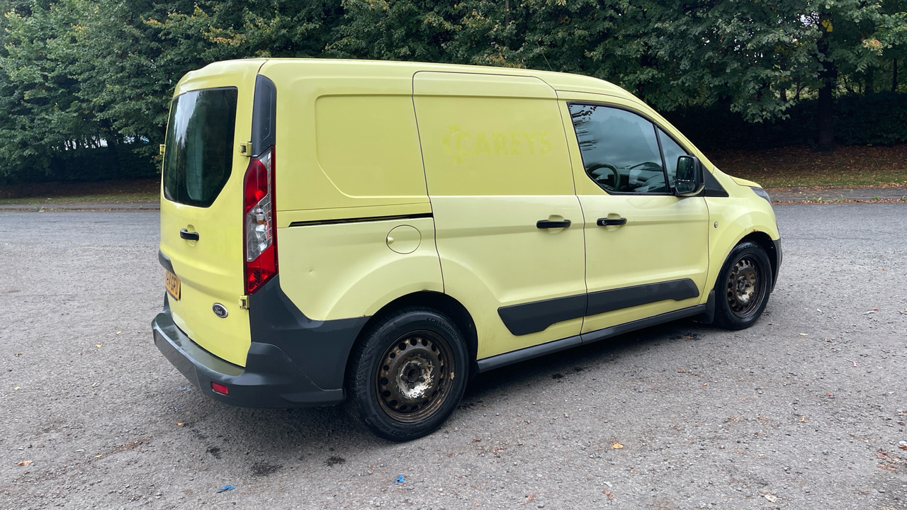 FORD TRANSIT CONNECT T220 1.6 TDCi 95PS - Utilitaire double cabine: photos 4 FORD TRANSIT CONNECT T220 1.6 TDCi 95PS - Utilitaire double cabine: photos 4