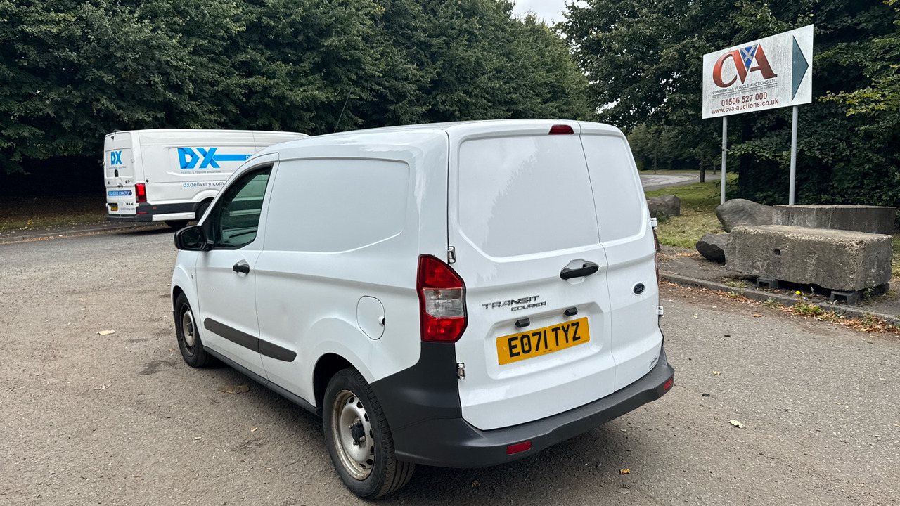FORD TRANSIT COURIER 1.5 TDCI 75PS - Fourgonnette: photos 3 FORD TRANSIT COURIER 1.5 TDCI 75PS - Fourgonnette: photos 3